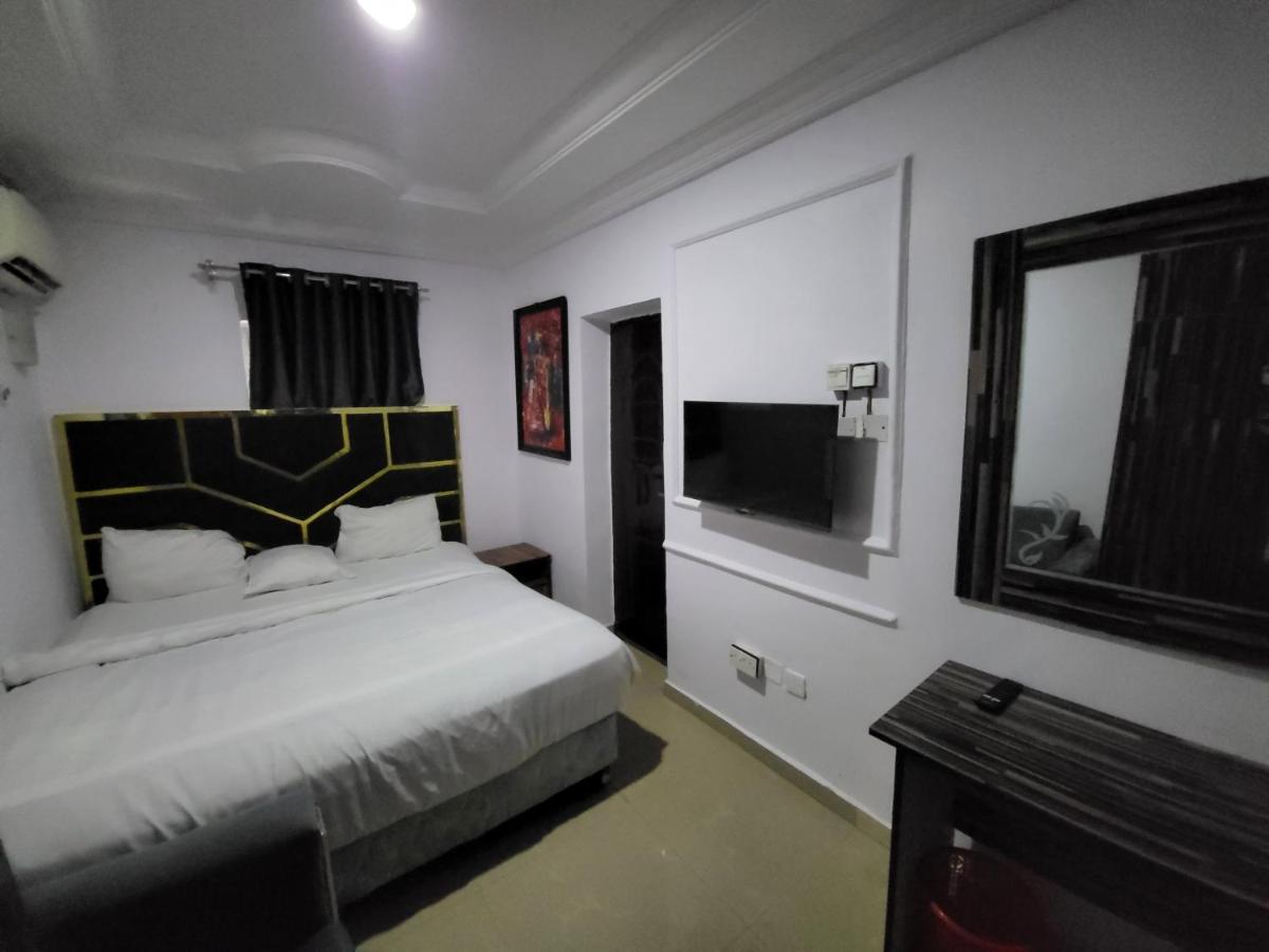 Villa Palazzo Hotel And Apartments Ikeja Luaran gambar